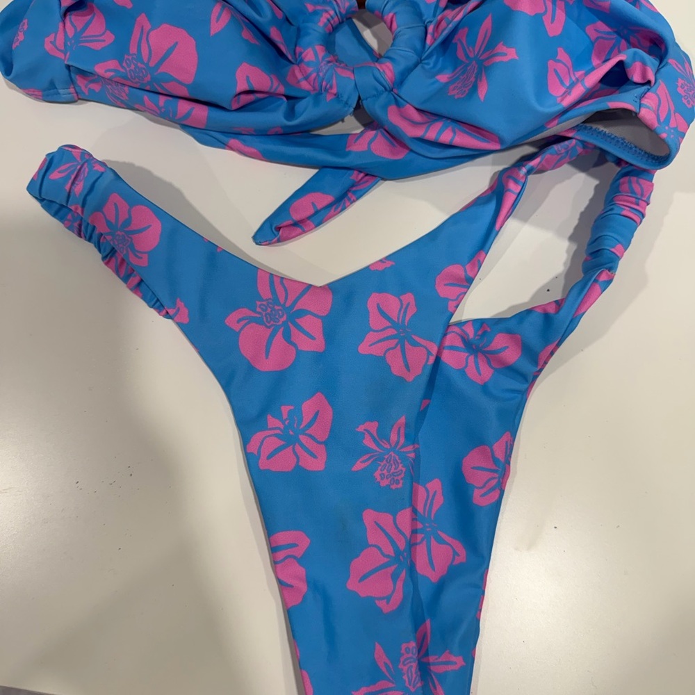 Floral bikini